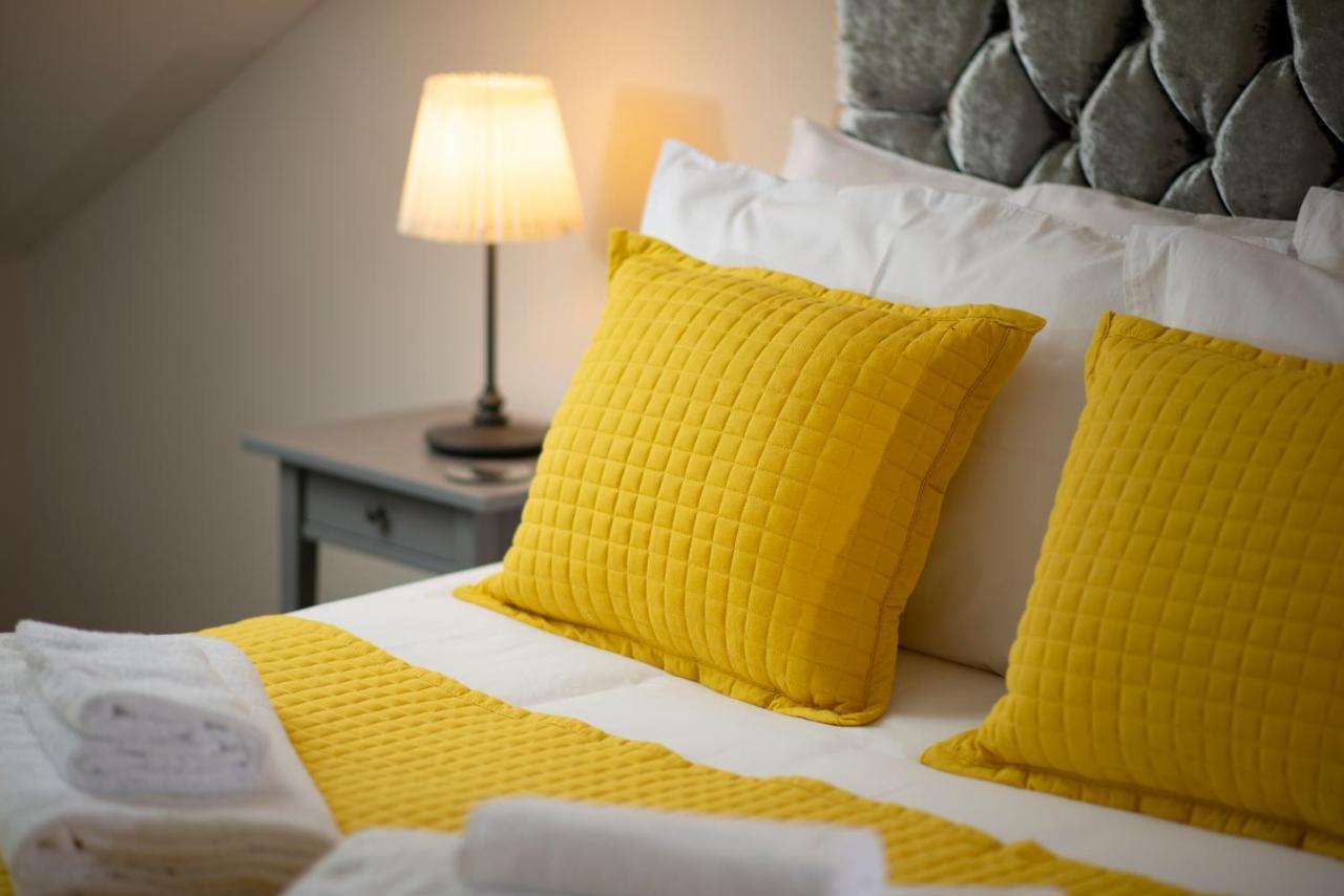 Harold House - Modern Open Plan 4 Bedroom, 3 Bathroom House In Central Southsea, Портсмът Екстериор снимка