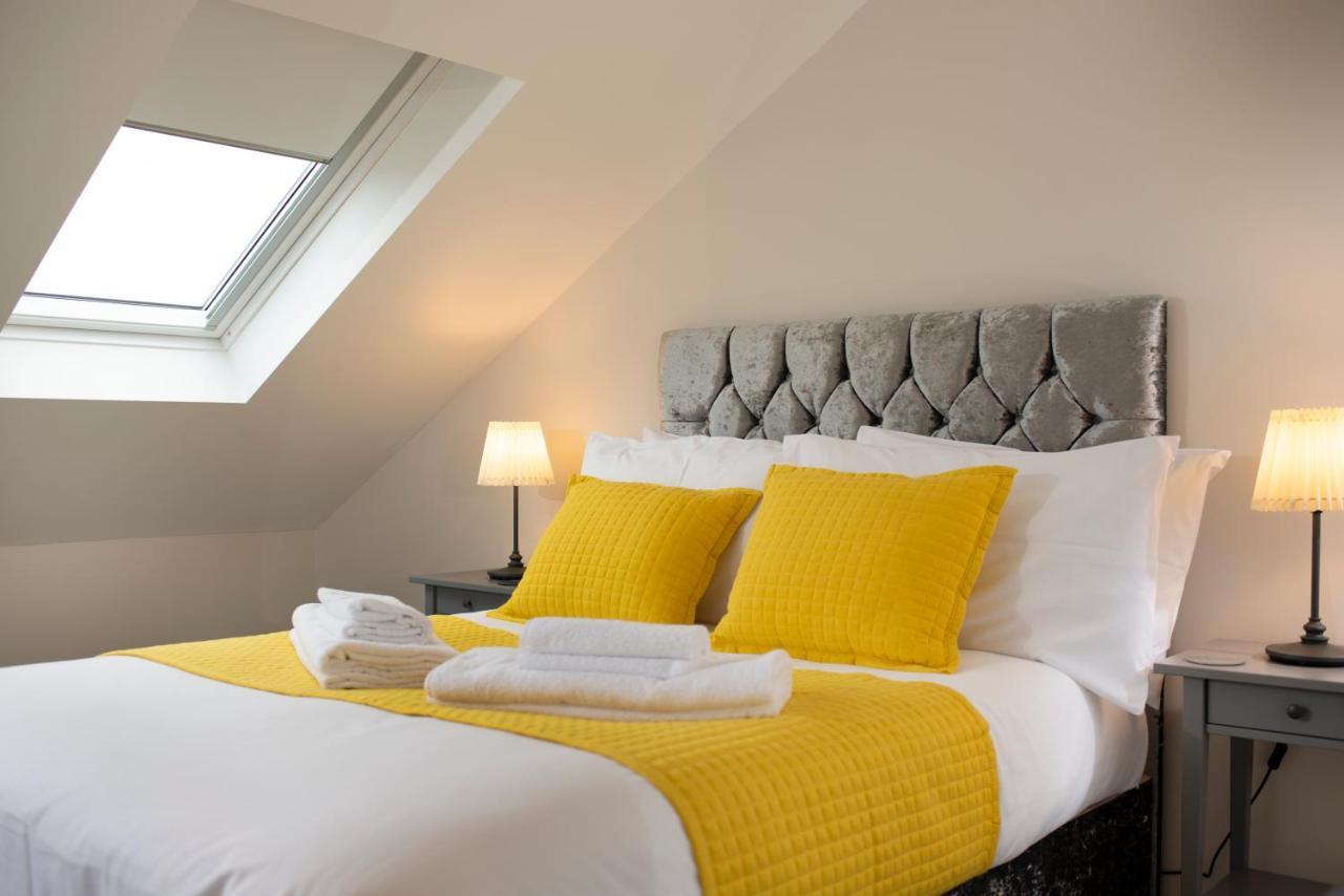 Harold House - Modern Open Plan 4 Bedroom, 3 Bathroom House In Central Southsea, Портсмът Екстериор снимка